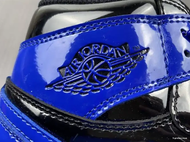 HYPE 555088-404 High Retro 1 Jordan OG 0516